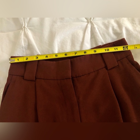 Zara H&M Pleated Front Tapered Leg Pant Brown/Maroon Size 2 - Picture 5 of 7